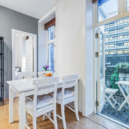 Modern Apartment In City Centre Bergen Buitenkant foto